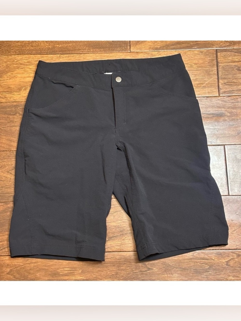 The North Face Women’s Black Shorts Size 4